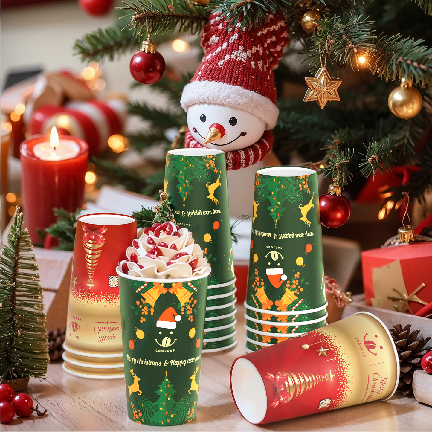 Christmas Coffee Cups, 50 Pack Party Decor, To Go Coffee Cups with Lids, Paper Hot Coffee Cups for Chocolate, Cocoa, Coffee (Red, 16 Ounce)